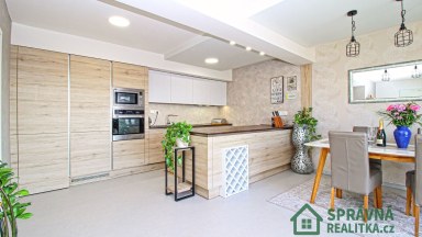 Prodej luxusního bytu, 93 m2, Plzen