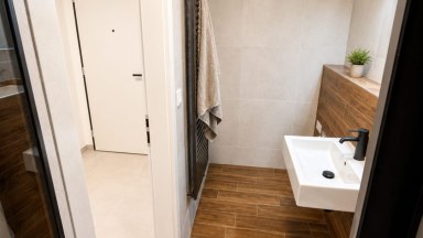 Pronájem bytu 1+kk, 28 m² s terasou 12 m² — Plzeň, Slovanská 56