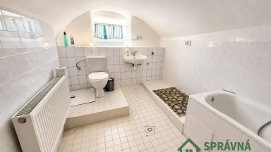 Prodej bývalé restaurace 220 m² s pozemkem 932 m² a stodolou – Ostružno, Nezdice na Šumavě