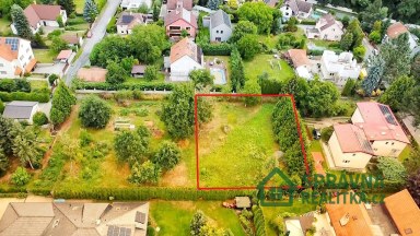 Prodej pozemku 1000m2 Průhonice