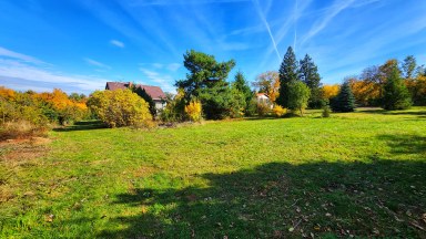 Prodej pozemku 700 m2