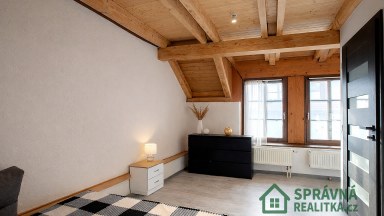 Velkorysý mezonet 113 m² v historickém centru Plzně se dvěma obytnými úrovněmi